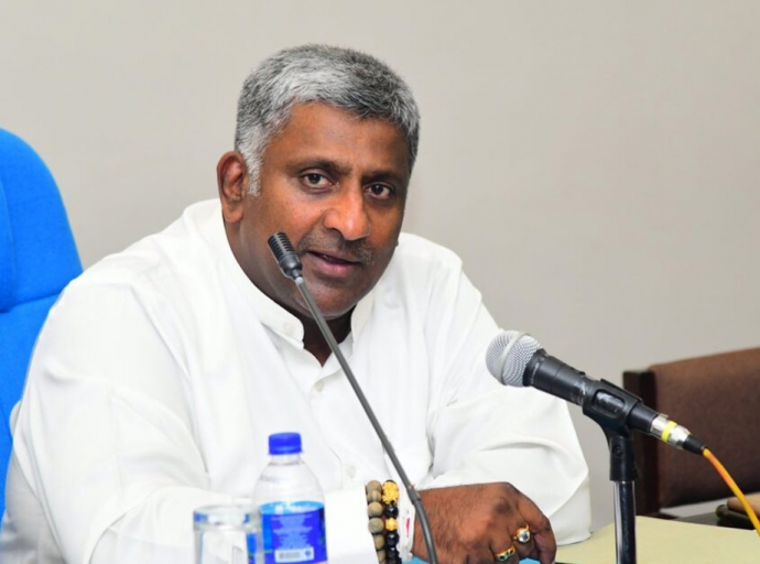 ගුවන්තොටුපළ විවෘත කිරීම ගැන සංචාරක ඇමති ගෙන් සඳහනක්