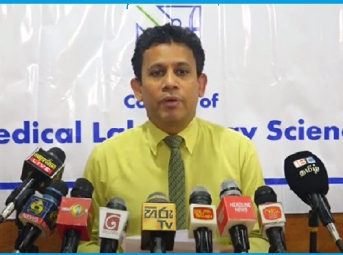 සංචාරකයින් සමග තුන්වන කොරොනා රැල්ලකට අතවනයි