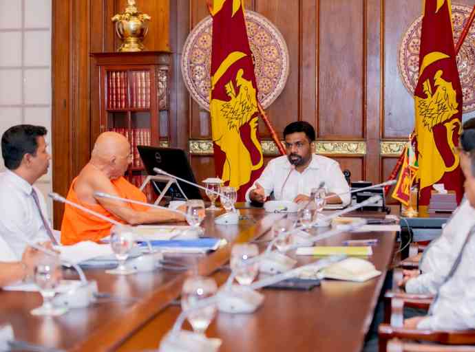 ඉතිහාසයේ රජයක් විසින් ලබාදුන් වැඩිම වැටුප් වැඩිකිරීම සිදු කර තිබියෙදී සෞඛ්‍ය ‍වෘත්තිකයන්ගේ වැඩවර්ජන අනුමත කළ නොහැකියි - ජනපති