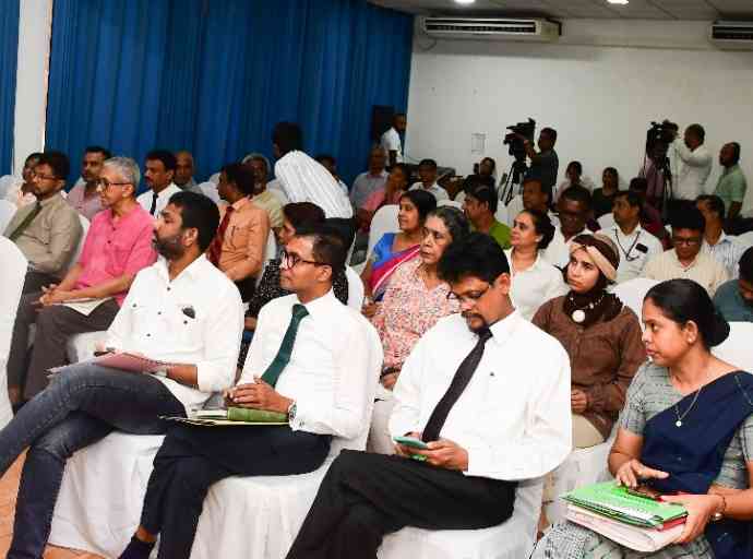 ජාතික මාධ්‍ය ප්‍රතිපත්තිය සම්පාදනයට මාධ්‍ය සංවිධාන තුළින්  අදහස් හා යෝජනා ලබාගැනීමට විශේෂ සාකච්ඡාවක්