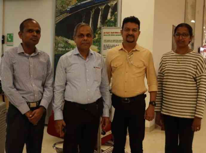 ILO සමුළුවට අමාත්‍ය මහින්ද ජයසිංහ පිටත්ව යයි