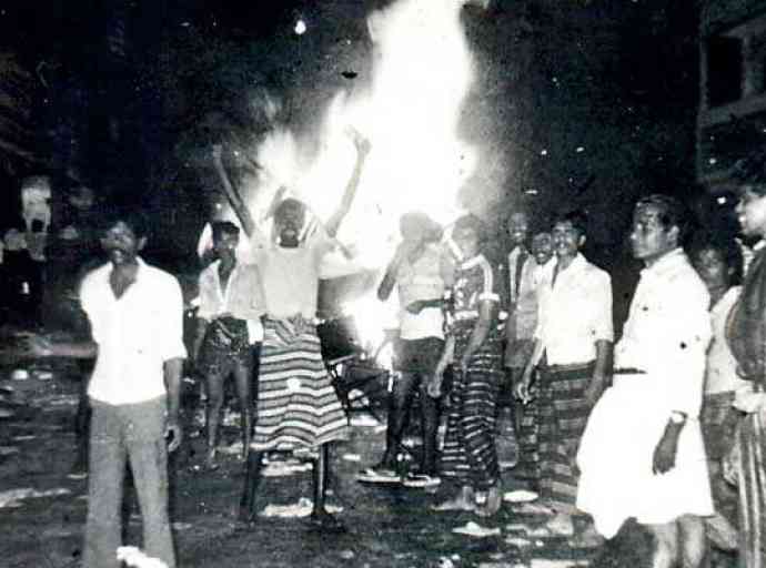 1983 ජූලි දෙමළ විරෝධී සංහාරය: ඉබේ හට ගත් සිදුවීමක් නොව, රජය මෙහෙයවූ ප්‍රචණ්ඩත්වයක් - ලයනල් බෝපගේ
