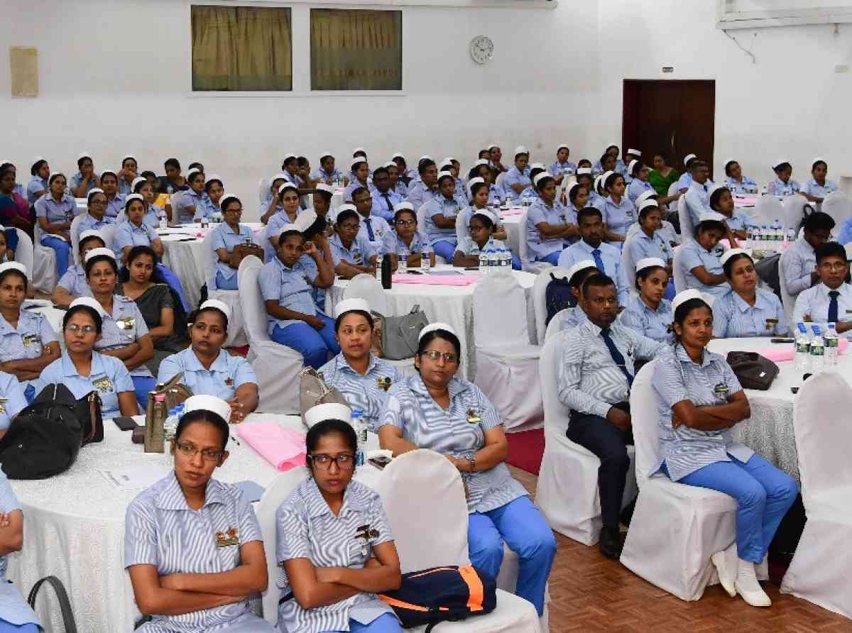 ප්‍රාථමික සෞඛ්‍ය සේවා නිලධාරීන් පුහුණු වැඩමුළුවක