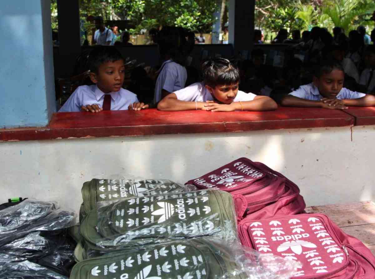 අධ්‍යාපන ප්‍රතිසංස්කරණයක්ද ? විෂයමාලා ප්‍රතිසංස්කරණක්ද  ? අදහසක්වත් අධ්‍යාපන අමාත්‍යාංශයට නැහැ - අජිත් අමරසිංහ