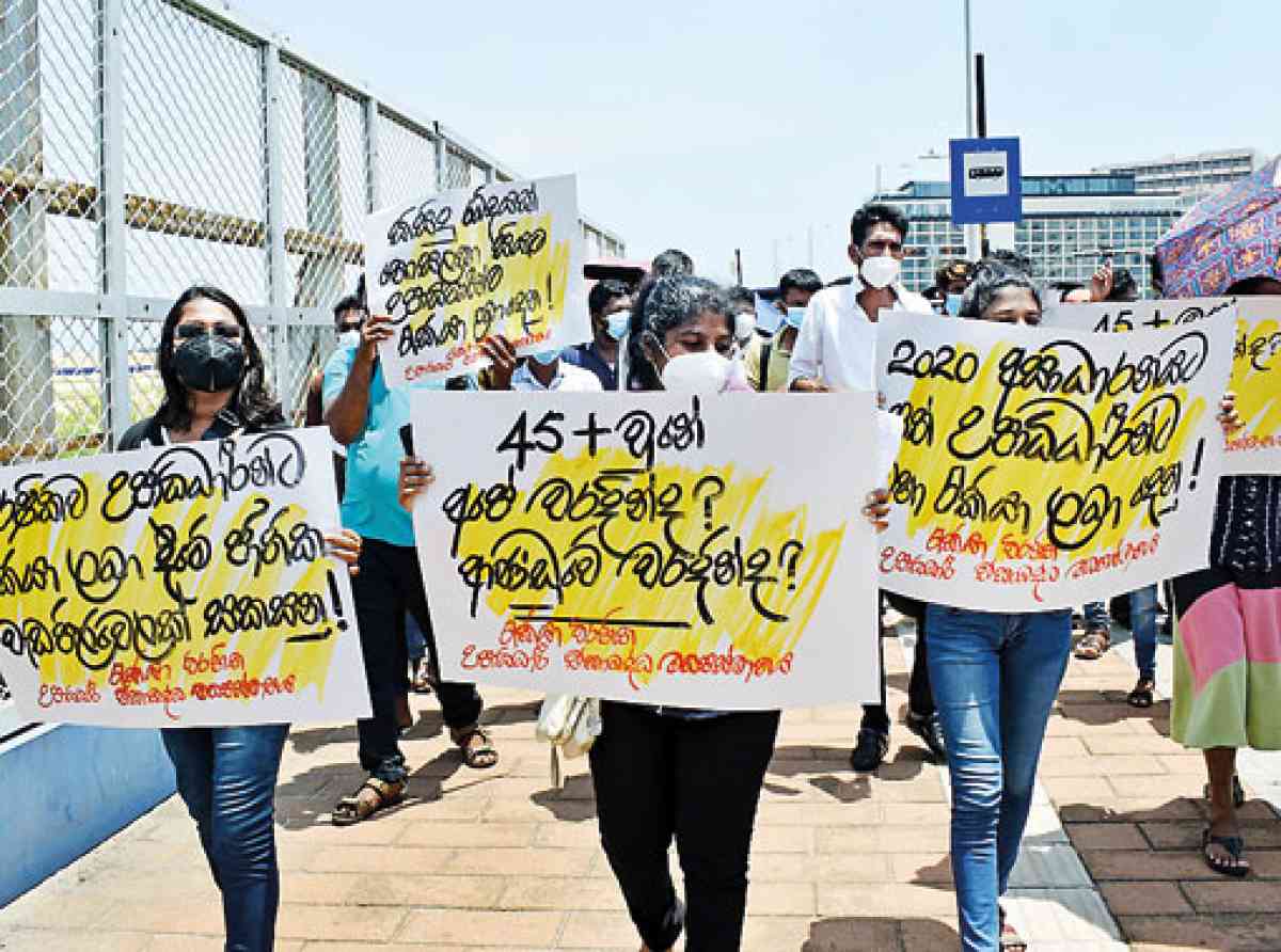 ශ්‍රී ලංකාව ඇතුළු රටවල ඉදිරි දශකය තුළ ඇති විය හැකි රැකියා අර්බුදයක් ගැන අනතුරු ඇඟවීමක්