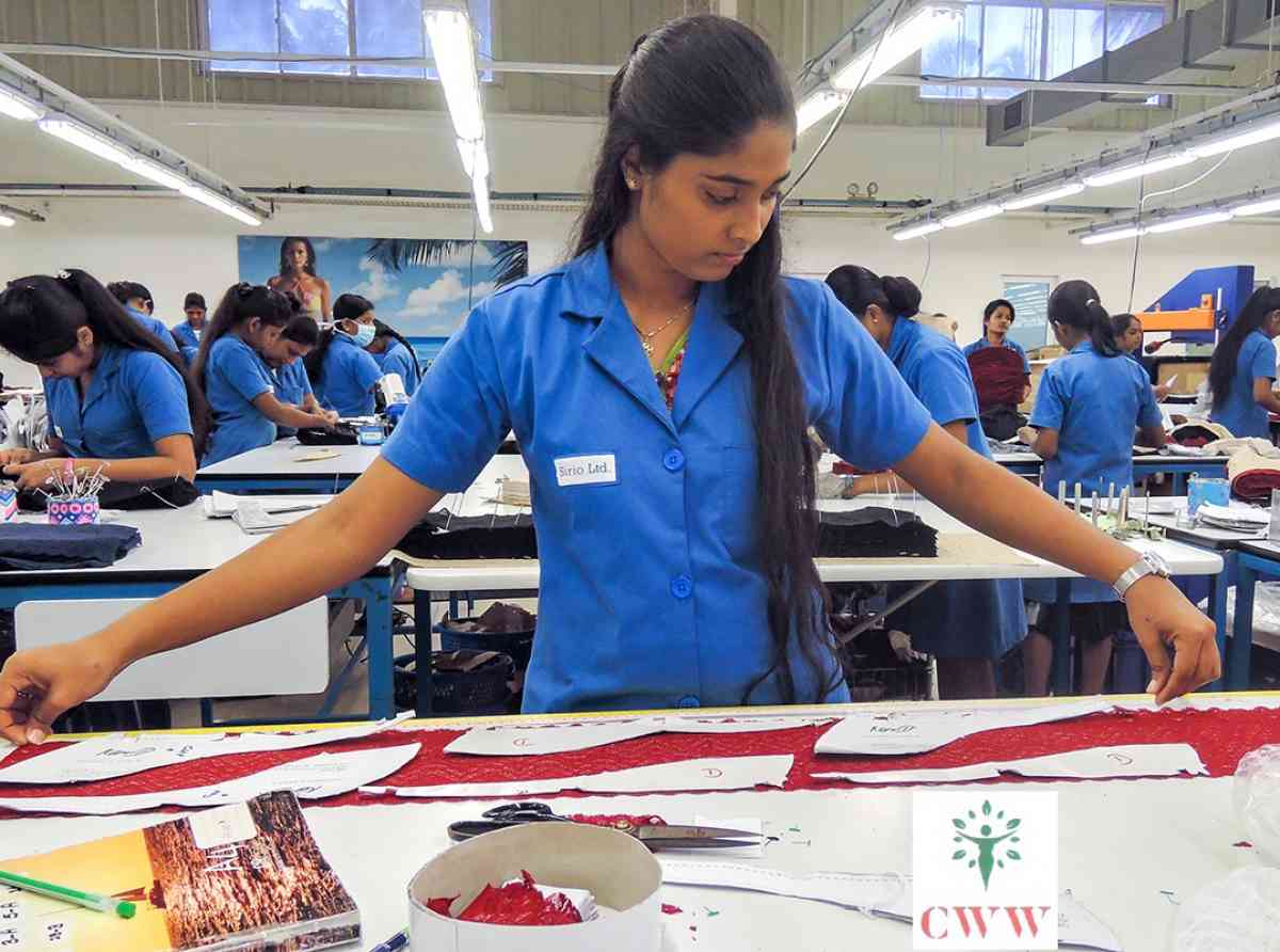 වෘත්තීය සමිති කාන්තා නායකත්ව බාධක ඉවත් කර ස්ත්‍රී කම්කරුවන්ගේ අයිතිවාසිකම් ආරක්ෂා කරමු; සංක්‍රමණික සේවකයන් ආරක්ෂා කරමු - වැඩකරන කාන්තා මධ්‍යස්ථානය