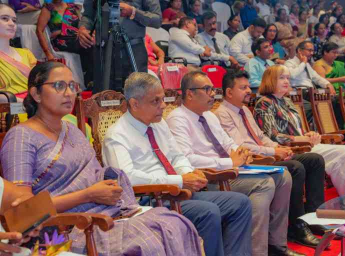 ලාංකේය කාන්තාව සවිබල ගැන්වීම රජයේ අපේක්ෂාවයි - කම්කරු නියෝජ්‍ය අමාත්‍ය මහින්ද ජයසිංහ