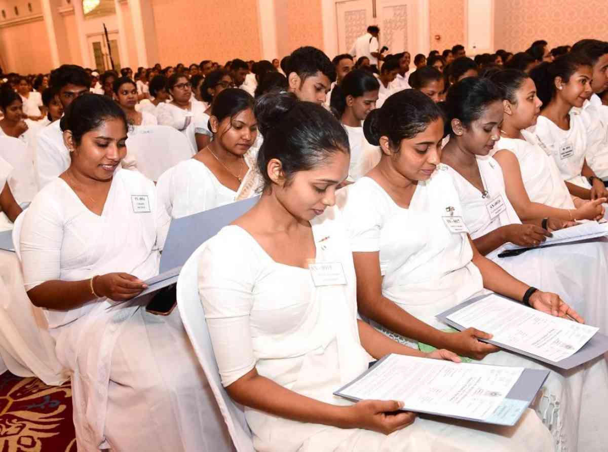 මෙරට හෙද සේවාව වෙනුවෙන් නවක සිසු හෙද හෙදියන් 2918 ක් පුහුණුවට බදවා ගැනේ