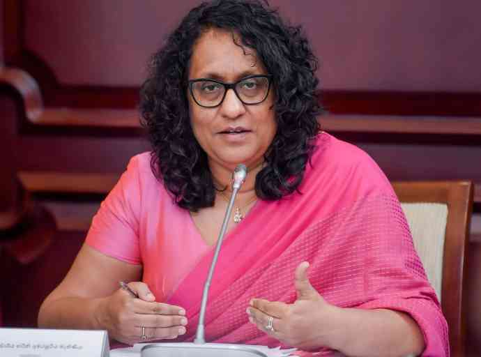 අග්‍රාමාත්‍යවරියගේ තංගල්ල හමුවට නොගිය ගුරුවරුන්ගෙන් කරුණු විමසයි