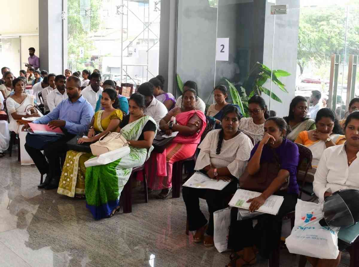 සෞඛ්‍ය කාර්ය සහායක පුරප්පාඩු සඳහා බඳවා ගැනීමේ ව්‍යුහගත සම්මුඛ පරීක්ෂණ ඇරඹයි