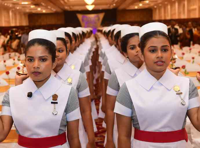 පුහුණු නවක හෙද හෙදියන් 210කට පත්වීම් ලබාදෙයි